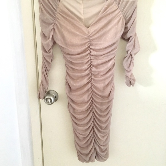 LIKE NEW! Golden bodycon party dress - Picture 1 of 4